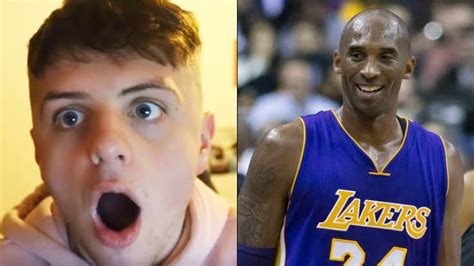 B­i­r­ ­Y­o­u­T­u­b­e­r­­ı­n­ ­K­o­b­e­ ­B­r­y­a­n­t­­ı­ ­T­e­l­e­f­o­n­l­a­ ­A­r­a­d­ı­ğ­ı­ ­V­i­d­e­o­ ­T­e­p­k­i­ ­T­o­p­l­a­d­ı­
